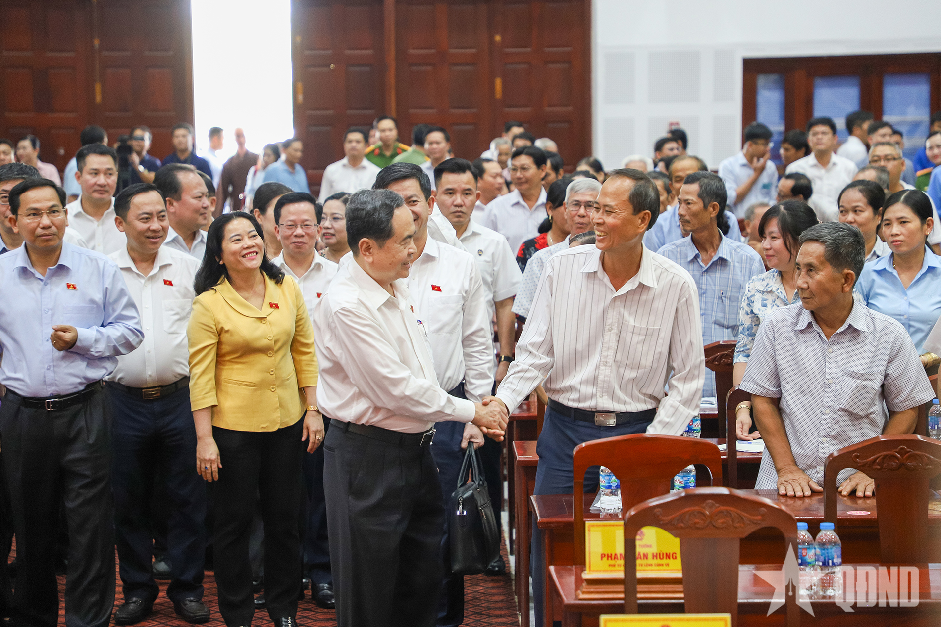 Chủ tịch Quốc hội Trần Thanh Mẫn tiếp xúc cử tri tại Cần Thơ